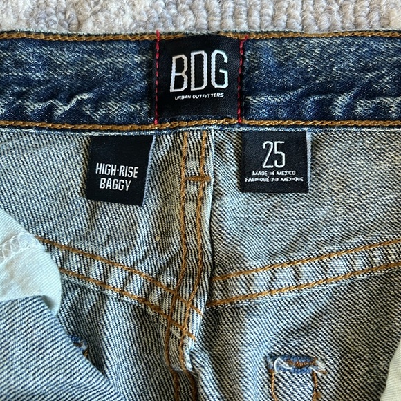 BDG women’s jeans - Picture 2 of 5